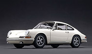 保时捷911 S 1967 汽车模型 autoart 1：18 白色 77918