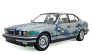 宝马535i 汽车模型 1:18 德国原厂 150938 宝马艺术车