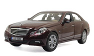 奔驰E350 E-class 汽车模型 1：18 玛莎图maisto 31172