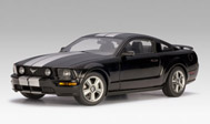 2005福特野马 汽车模型 73015 奥拓阿1：18 黑银
