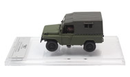 北京212带顶越野车 世纪龙 1:43  绿色
