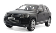 2010新款大众途锐 汽车模型 京商 1:18 黑色 08822DBK-C