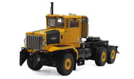 奥什科什Oshkosh 拖车头   汽车模型  TWH 1:50 黄色