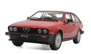 1980年阿尔法罗密欧  汽车模型  autoart 1:18红色70146