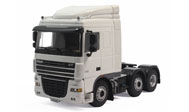 DAF达夫XF105 6x2牵引拖头 汽车模型 WSI  1:50 白色03-1023