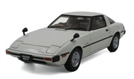 马自达RX-7（SA）SAVANNA  汽车模型  奥拓autoart 1:18  白色75982